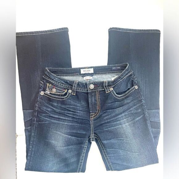 MEK Perfect Curve Jeans - Picture 2 of 4